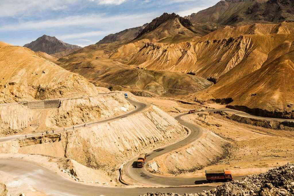 Ladakh Travel Guide